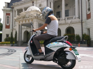 中市府買電動公務車