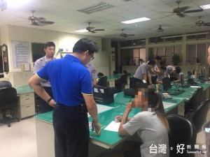 被騙到台中的女子。林重鎣攝