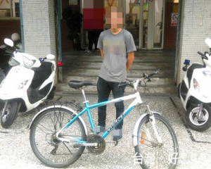 少年於網咖竊取腳踏車代步，警方依竊盜罪嫌報請雲林地方法院少年法庭偵辦。（記者陳昭宗拍攝）

