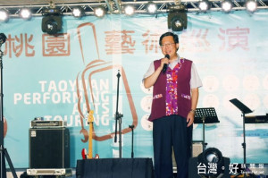 桃園市長鄭文燦出席「桃園藝術巡演（八德場）—爵代舞蹈劇場」活動。