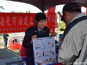 東勢警分局新社分駐所警員蔡雨倢，考取警大刑事警察人員特種考試三等。（圖／東勢警分局提供）