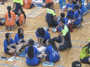 消防局主動出擊 深入校園推廣CPR