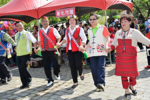 彰化縣原住民族文化節　豐年祭現場一起跳大會舞同歡　