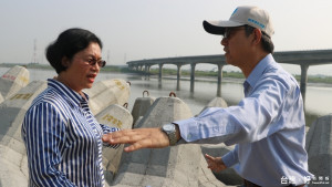 和美鎮新生地流失　王惠美邀河川局勘查共謀因應對策