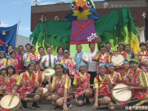 花鼓節週末登場 多國隊伍熱鬧展演