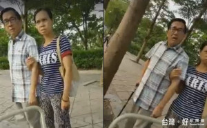 前總統陳水扁昨（29）日在自家附近散步時遭人偷拍，氣得健步如飛上前當街訓斥。（圖／翻攝自白色正義聯盟臉書專頁）