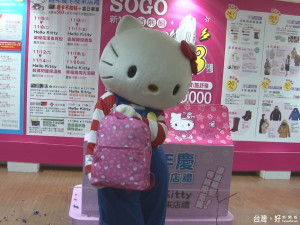 獨家限定來店禮 週年慶吸客秘器