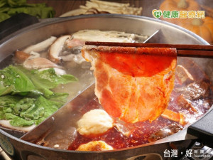 麻辣鍋+烏梅汁或汽水=胃食道逆流惡化