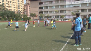 新北幼兒足球賽　蘆洲6幼兒園享受踢球樂