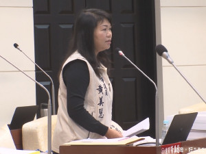 號誌修繕過久 黃美慧籲交通安全優先