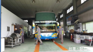 全國柴油車排煙檢測站評鑑成績出爐，嘉義縣蟬聯「特優」等級！