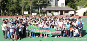 宏泰i公益，植草育蝶造園趣。