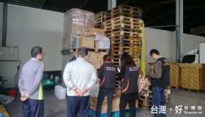 衛生局提醒食品製造業者以自主管理訂定食品之有效日期時，應確保食品在有效日期內，無變質、腐敗或其他違反食品衛生管理法規之情事發生。