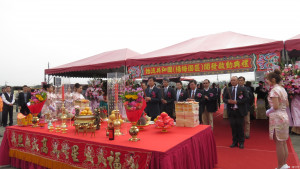 國泰人壽投資的永聯「物流共和國楊梅園區」，6日上午舉辦開發啟動典禮。