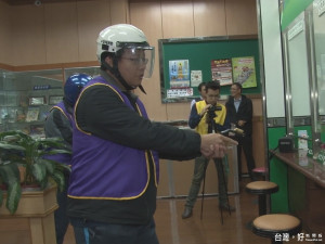 市刑大防搶演練 年關近未雨綢繆