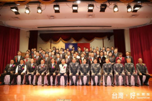 嘉義後備指揮部後備軍人晉任表揚，吳副縣長表達感謝