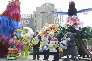 雲林縣長李進勇至臺北燈節參訪，邀請台北市長柯文哲及北部民眾踴躍到雲林賞燈。（記者陳昭宗翻攝）