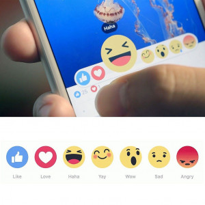 Facebook在2016年的2月24日，推出了「讚」以外的「大心」、「哈」、「哇」、「嗚」、「怒」等5種情緒的新版表情符號。( 圖／We Are Social flickr)
