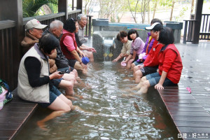 連假出遊清水岩溫泉　吸引不少人前來嘗鮮體驗