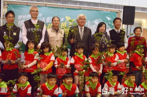 雲林縣政府將於4日在口湖舉辦植樹節慶祝活動，邀請鄉親一起到口湖植樹護林。（記者陳昭宗拍攝）