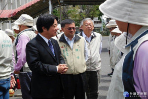 為即將進入登革熱作預防備戰準備，台南市長賴清德視察台南市衛生局登革熱防治中心。(圖/台南市衛生局)