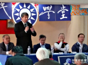 國民黨孫文學校總校長張亞中。