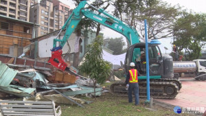 三重區公所展魄力　拆除同安公園37違建戶