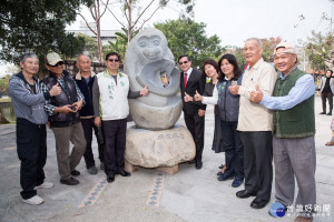 嘉市第二屆國際石猴雕刻創作營閉幕，5件作品「猴」你看。
