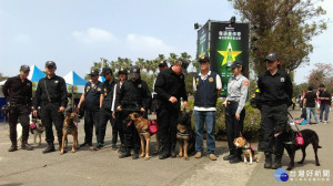 樂托邦國際音樂季，桃園市政府警察局楊梅分局亦投入警力，維護周邊交通順暢及場內安全。