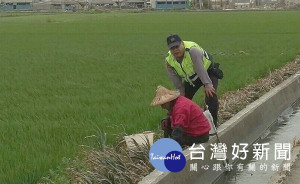 北港警方堅定護農打擊不法決心，持續啟動保護農作物專案，加強巡邏防制民生竊案。（記者陳昭宗拍攝）