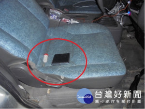 車上尋獲的K他命（圖／屏東縣政府警察局提供）