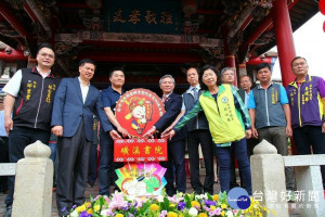 大肚磺溪書院辦考生祈福活動。（圖／林重鎣攝）