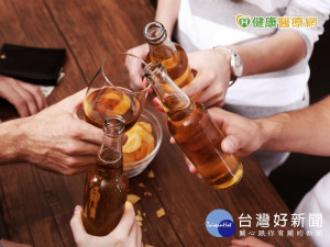 喝酒有多傷身？　這些疾病、癌症都上榜