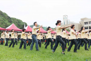 舞林高手齊較勁，展現熱情與自信。（圖／基隆市政府新聞科提供）