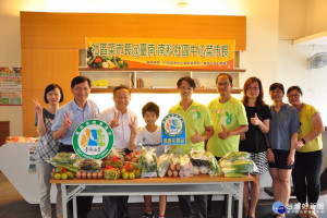 南科管理局更希望南科菜市長開張，落實推動永續園區邁向生態社區。