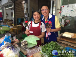 市議員楊朝偉表示，大溪復興選區傳出將減少一席市議員，他表示尚未真正確定之外，就是勤跑基層和多服務就對了。(記者陳寶印攝)
