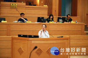 張花冠議會中提「蛋黃蛋白論」 強調「縣市合併」的重要性