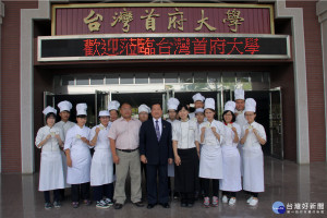 台首大烘焙中式麵食乙級證照。