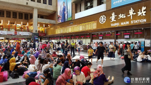2017伊斯蘭教開齋節，台北車站湧入5萬穆斯林