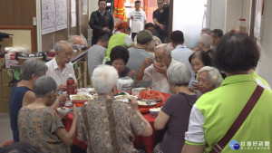 響應中央長照計畫　保安里推免費共餐