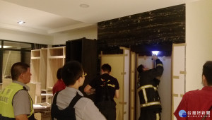 民眾夜間看屋受困電梯險缺氧，警消合力協助救援脫困