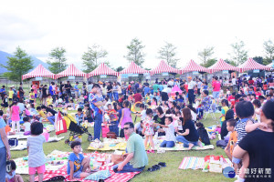 花蓮草地野餐　千人共享歡樂時光（圖／花蓮市公所提供）