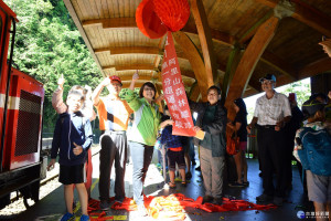 阿里山森林鐵路奮起前進首部曲飽覽神奇工法美景，7月3日首航出發了