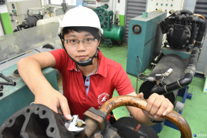 全國首位女性取得冷凍空調甲級技術士吳珮慈，是民國63年勞動部發證以來，第一位女性(也是最年輕的，只有19歲)。