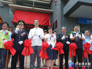 市長朱立倫主持警察局土城分局頂埔派出所啟用典禮。（圖／記者黃村杉攝）