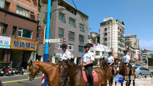 騎警隊將在世大運賽事場館（新莊棒球場、新莊國民運動中心及新莊體育館）周邊執行巡邏等勤務。（圖／記者黃村杉攝）