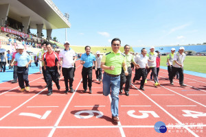 106年度彰化縣民運動大會-林明裕副縣長與貴賓進行競走