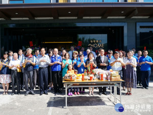 桃園區怡和飯店開幕，政商名流、地方人士均前來祝賀。