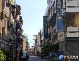 南江街拔桿後街況。（圖／記者潘姿瑛攝）