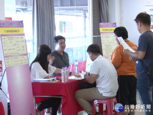 台北市就業服務處訂於2月23日（星期五）下午2時至4時30分，在台北青年職涯發展中心舉辦「2018掌握薪機、夢想成真」中型徵才，提供482個工作機會。（圖／資料照片）